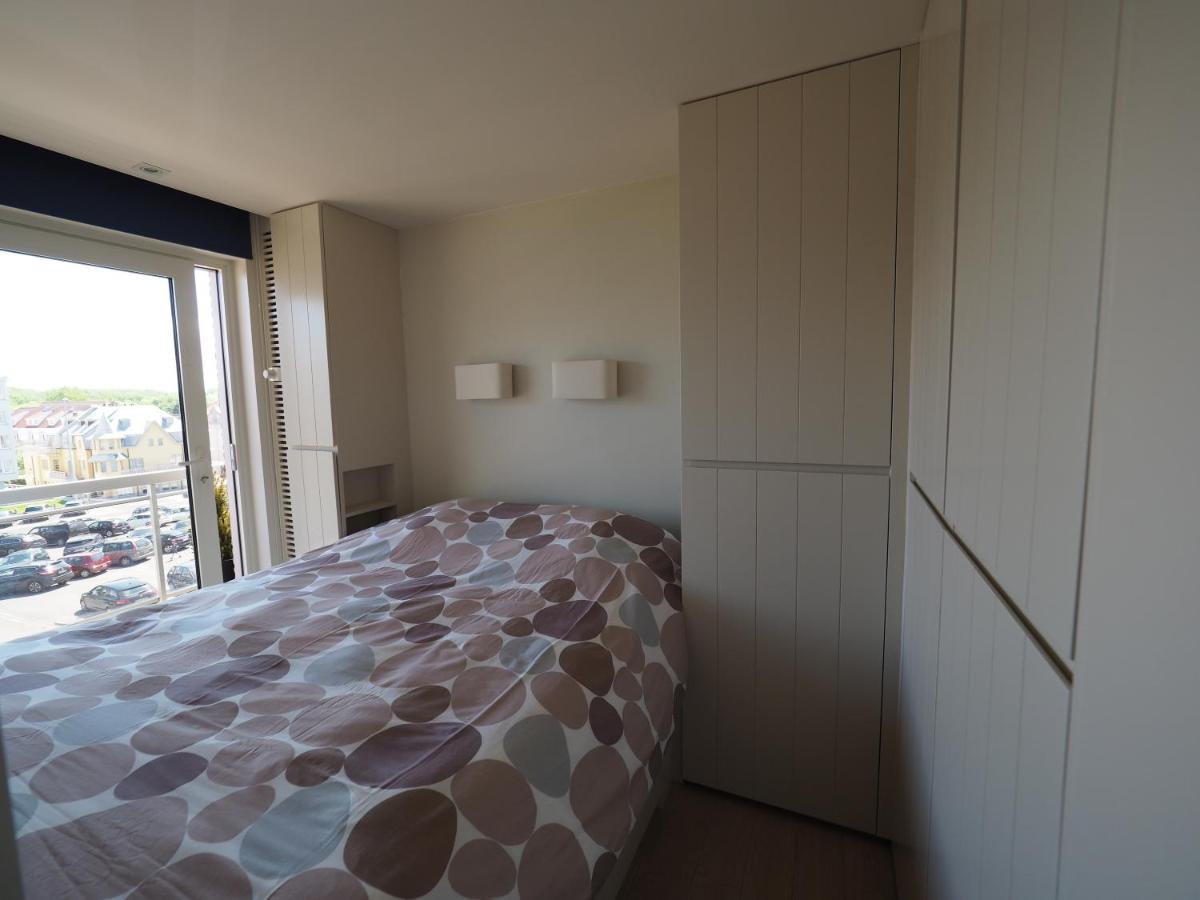 Appartement Sur La Digue - De Haan - Le Coq - Silver Beach D2 Екстер'єр фото